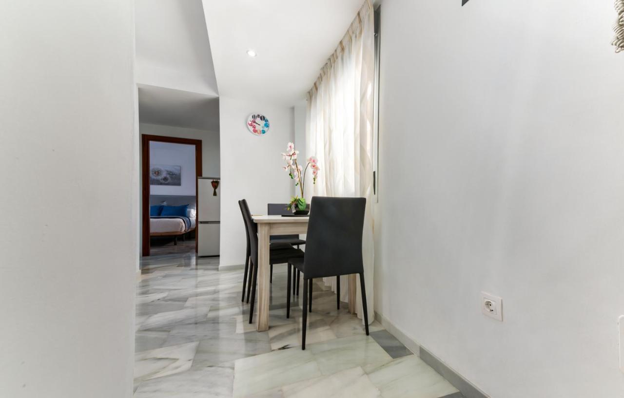 Lägenhet Holidays2malaga Salitre Cerca Estacion Ave & Fibra Wifi *