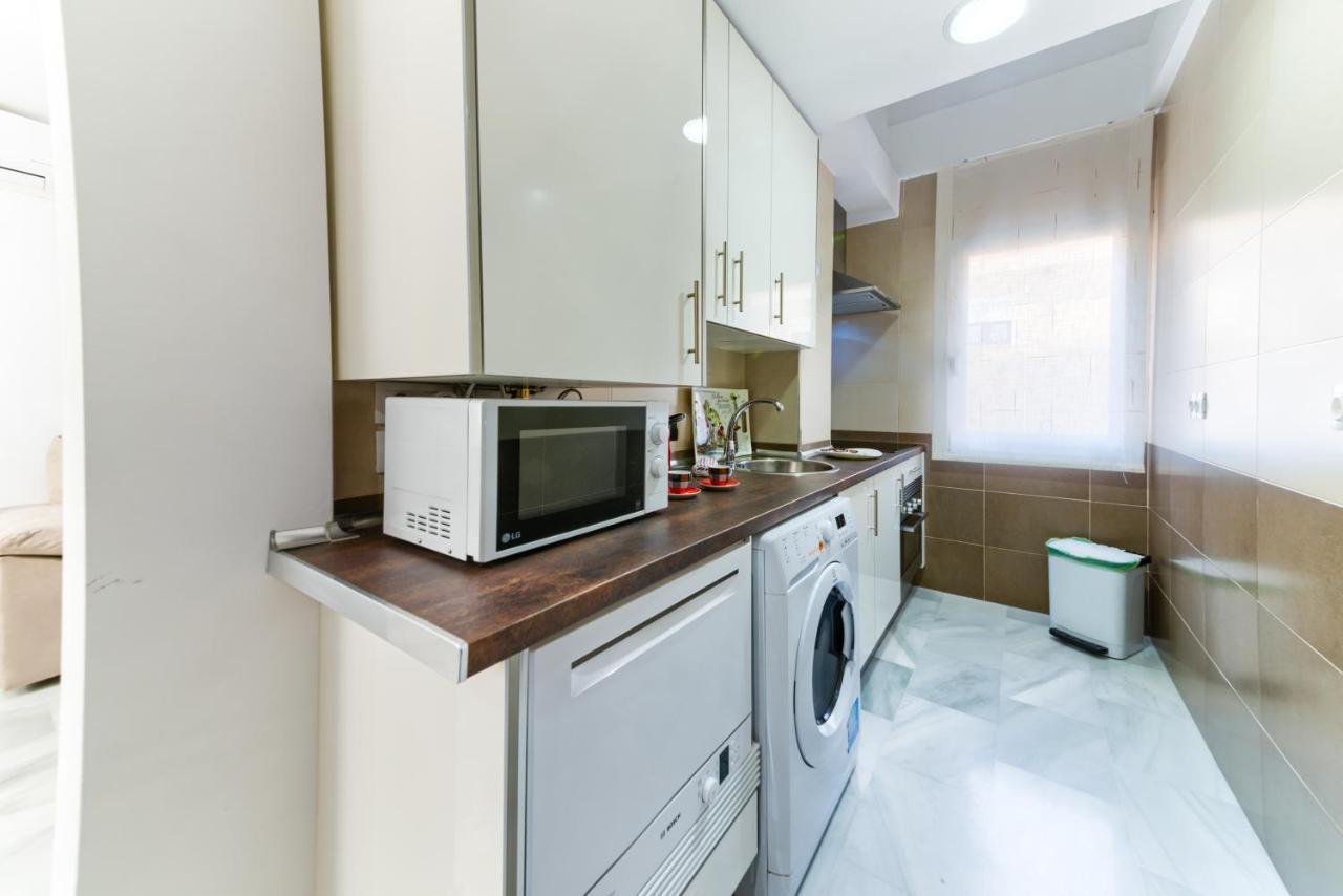 Leilighet Holidays2malaga Salitre Cerca Estacion Ave & Fibra Wifi *